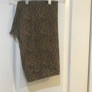 Time and tru leopard print leggings